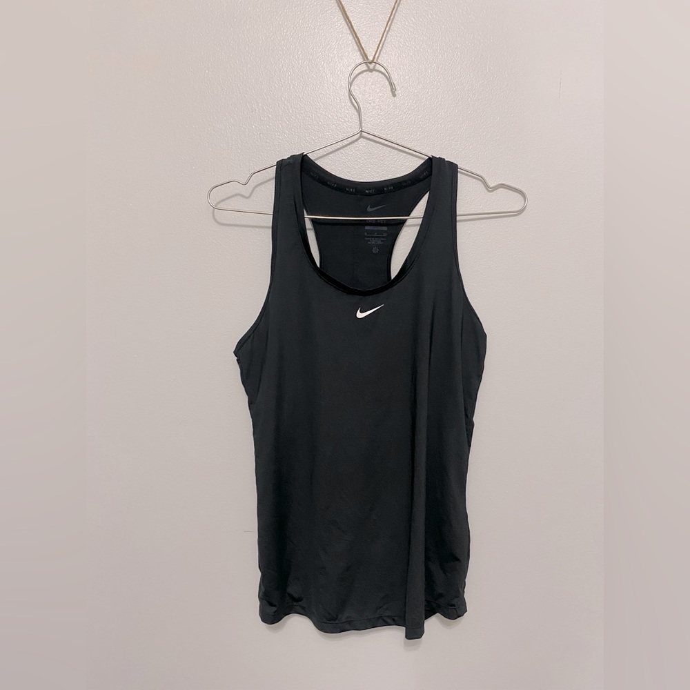 Nike dryfit racerback tank sz S
